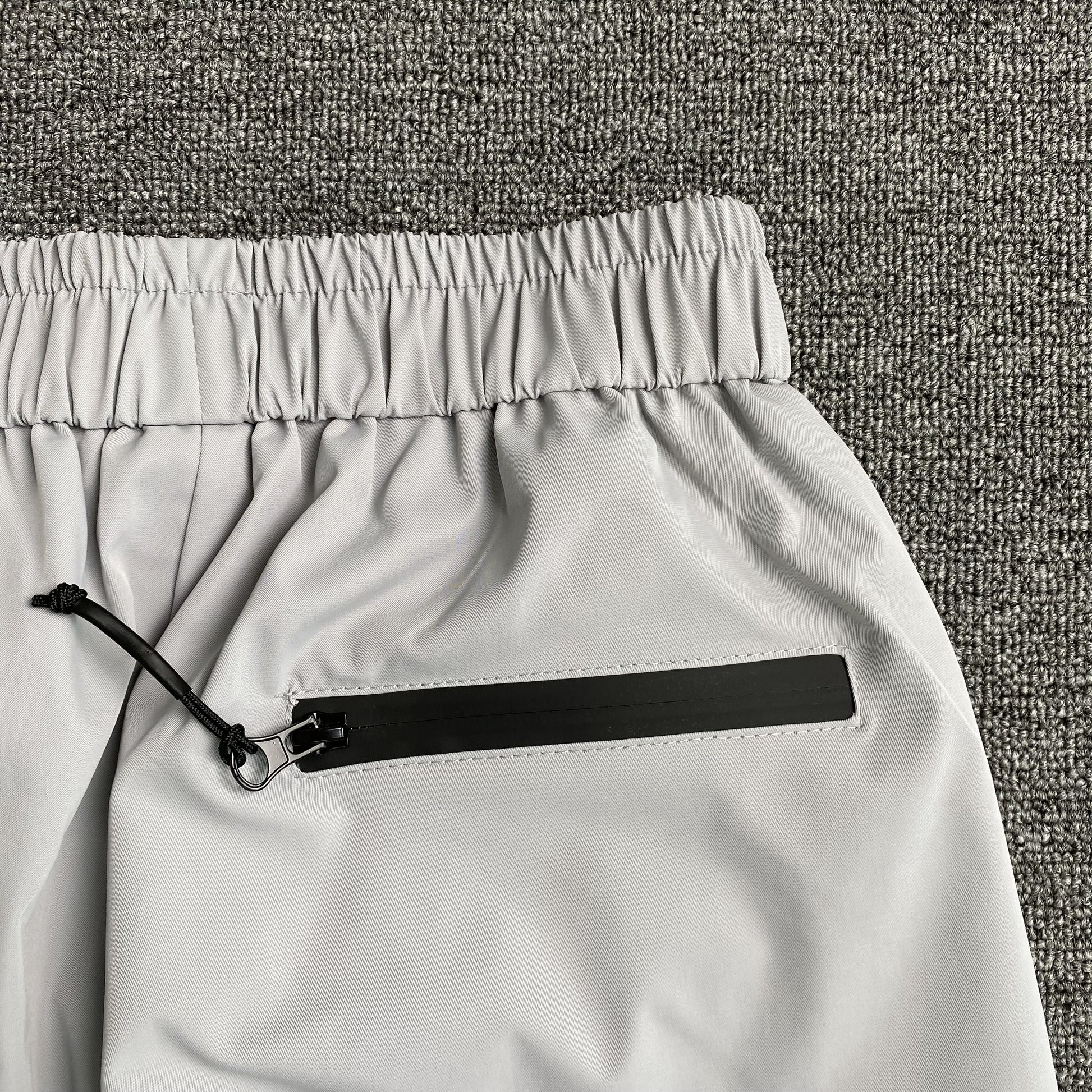 corteiz-elitework-shell-pant-grey-5-Drip Store Argentina