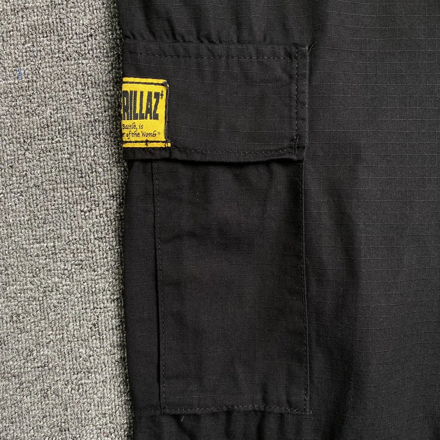 corteiz-guerillaz-cargos-blackyellow-9-Drip Store Argentina