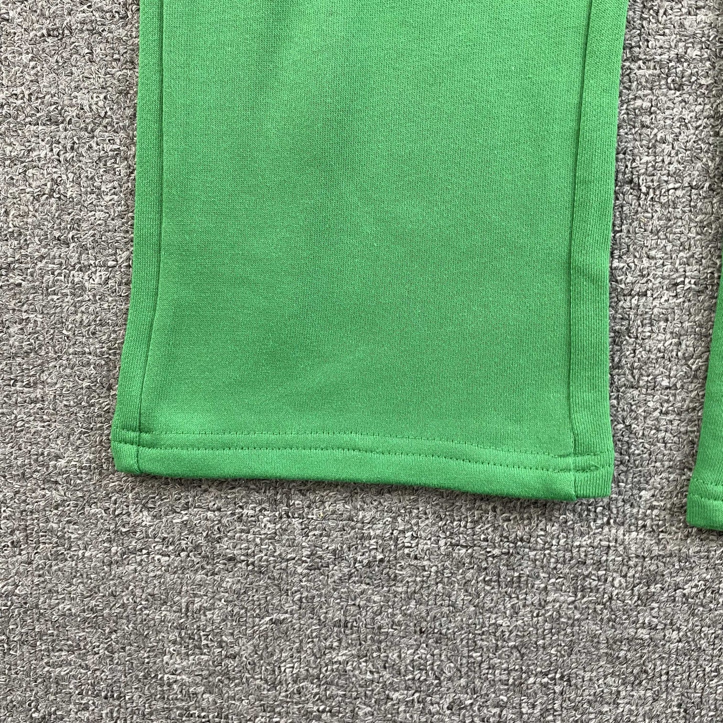 Corteiz Island Puff Print Open Hem Pants Green