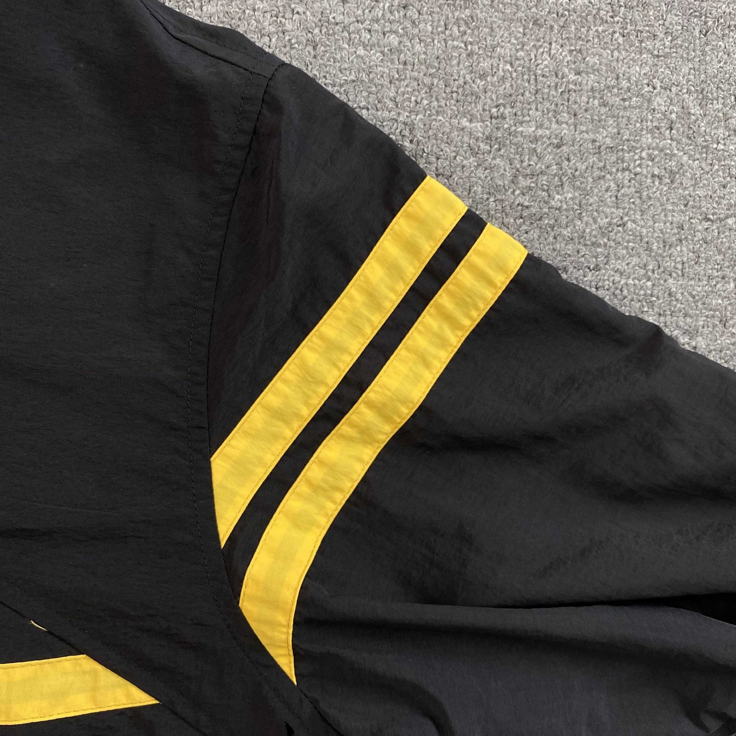 Corteiz Sriped Litework Jacket Black
