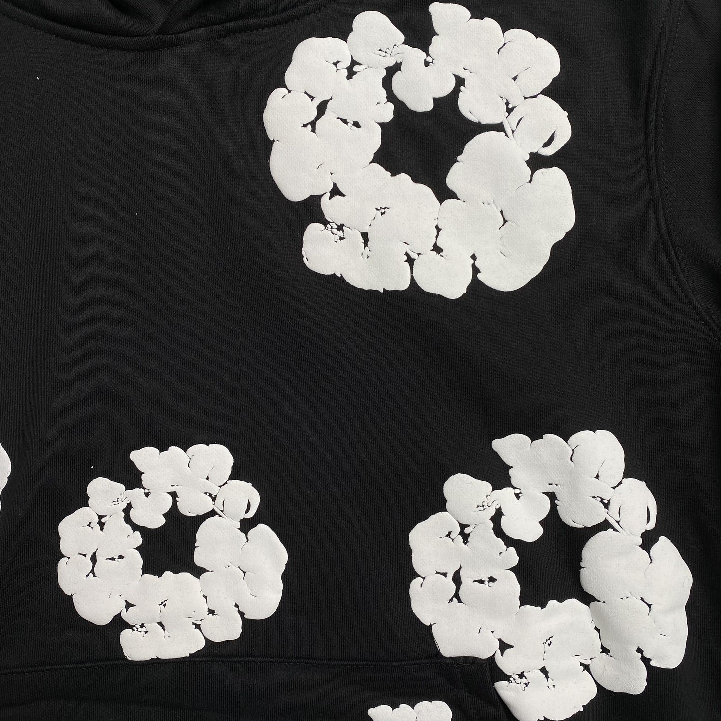 DENIM TEARS THE COTTON WREATH HOODIE BLACK-Drip Store Argentina