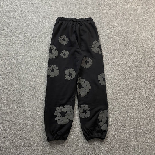 denim-tears-the-cotton-wreath-sweatpants-monochrome-2-Drip Store Argentina