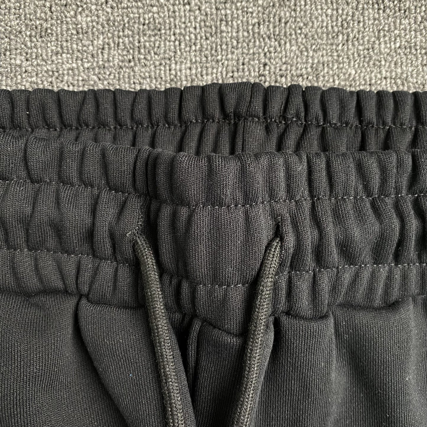 denim-tears-x-cpfm-cactus-tears-wreath-pants-black-5-Drip Store Argentina