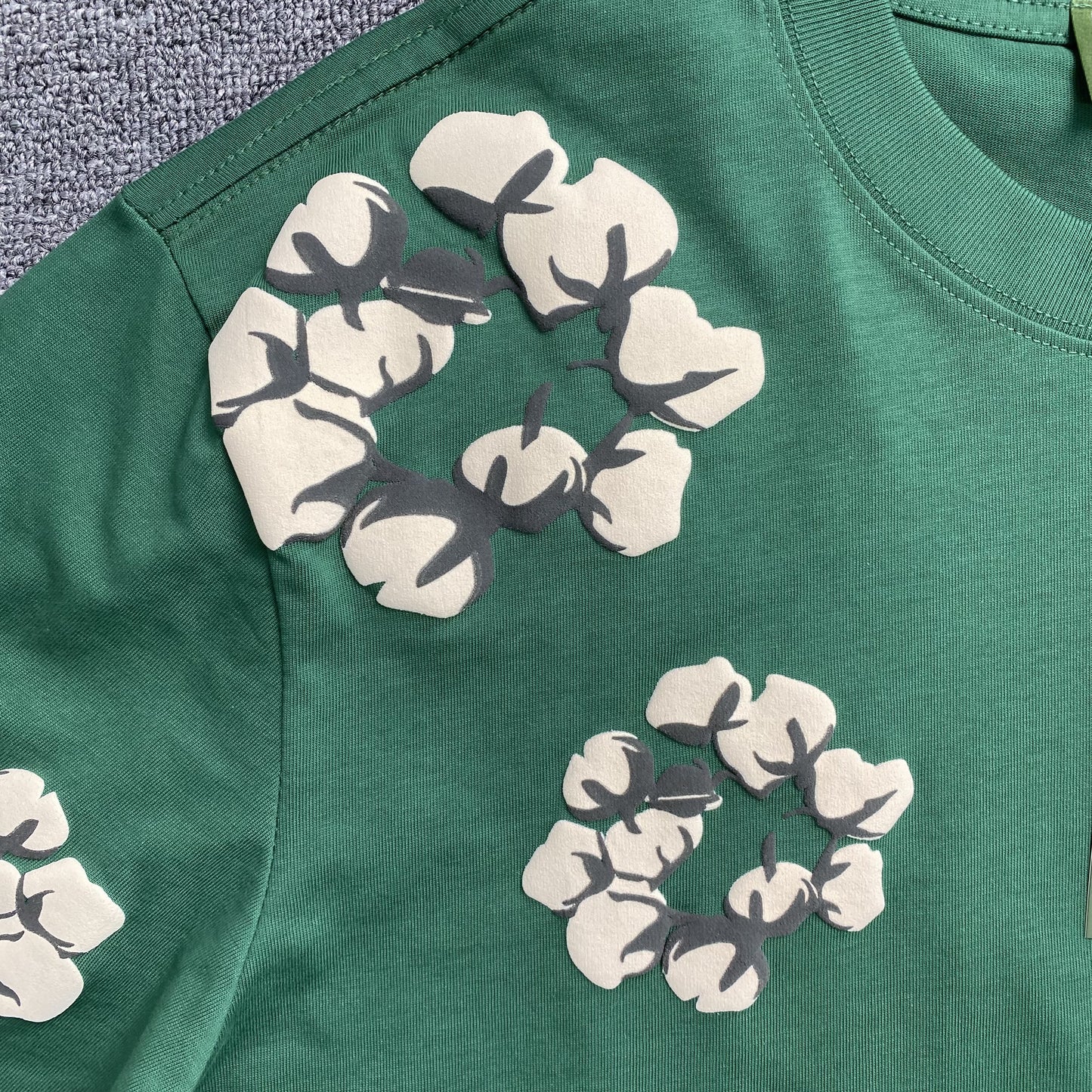 DENIM TEARS X CPFM CACTUS TEARS WREATH TEE GREEN-Drip Store Argentina