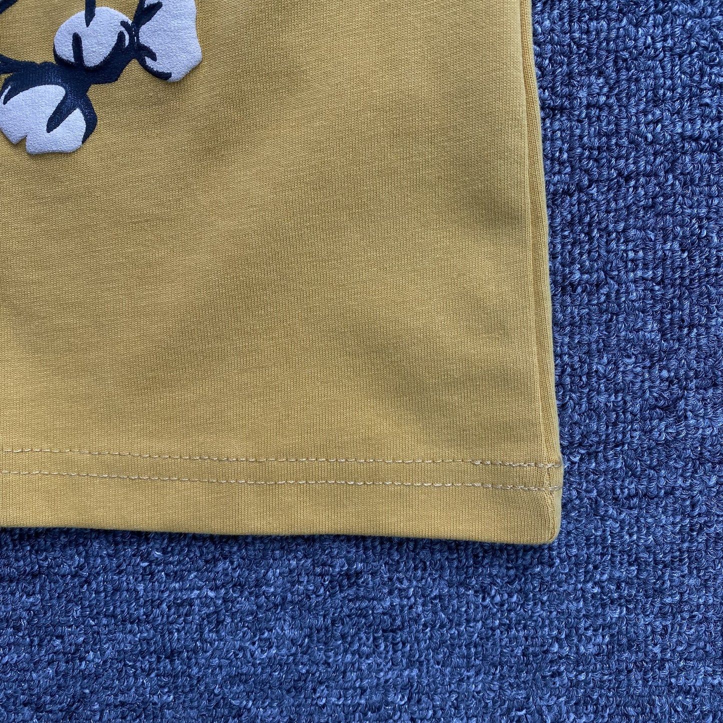 denim-tears-x-cpfm-cactus-tears-wreath-tee-yellow-5-Drip Store Argentina