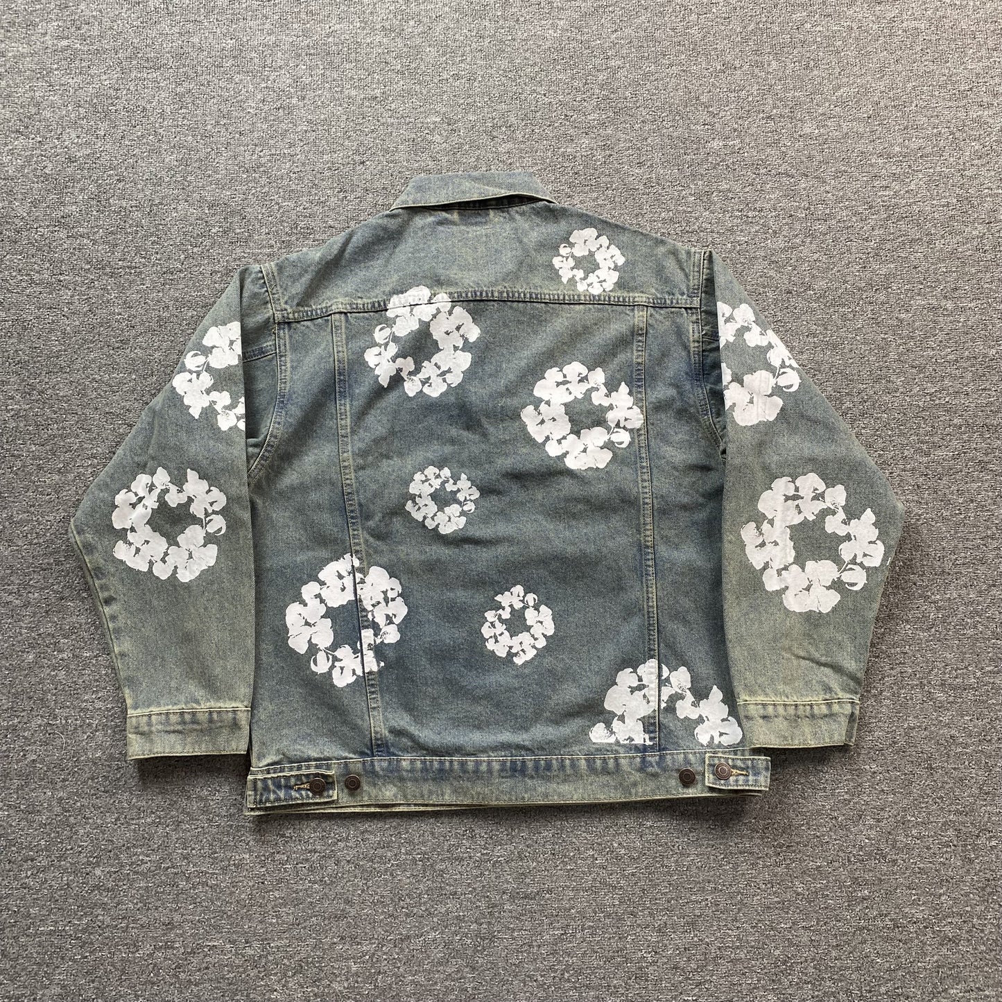 denim-tears-x-levis-jacket-dirty-light-wash-2-Drip Store Argentina
