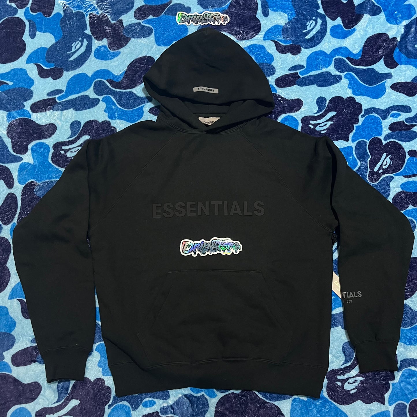 FEAR OF GOD ESSENTIALS APPLIQUE LOGO HOODIE BLACK-Drip Store Argentina