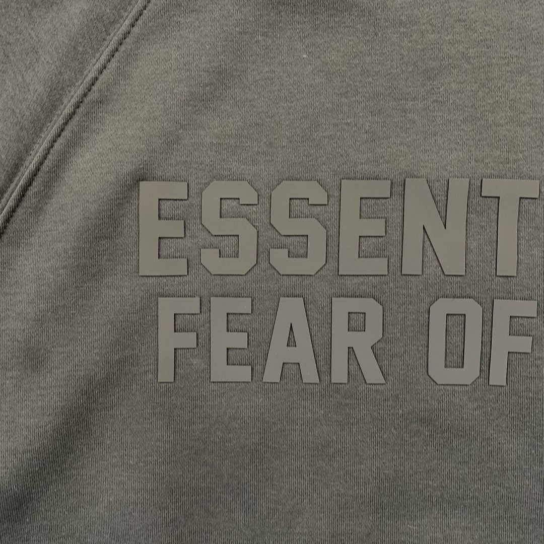 fear-of-god-essentials-hoodie-off-black-5-Drip Store Argentina