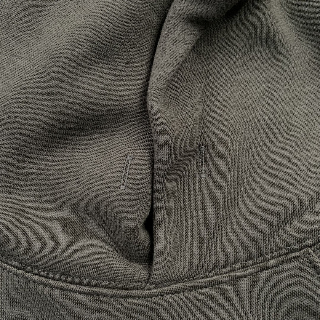 fear-of-god-essentials-hoodie-off-black-7-Drip Store Argentina