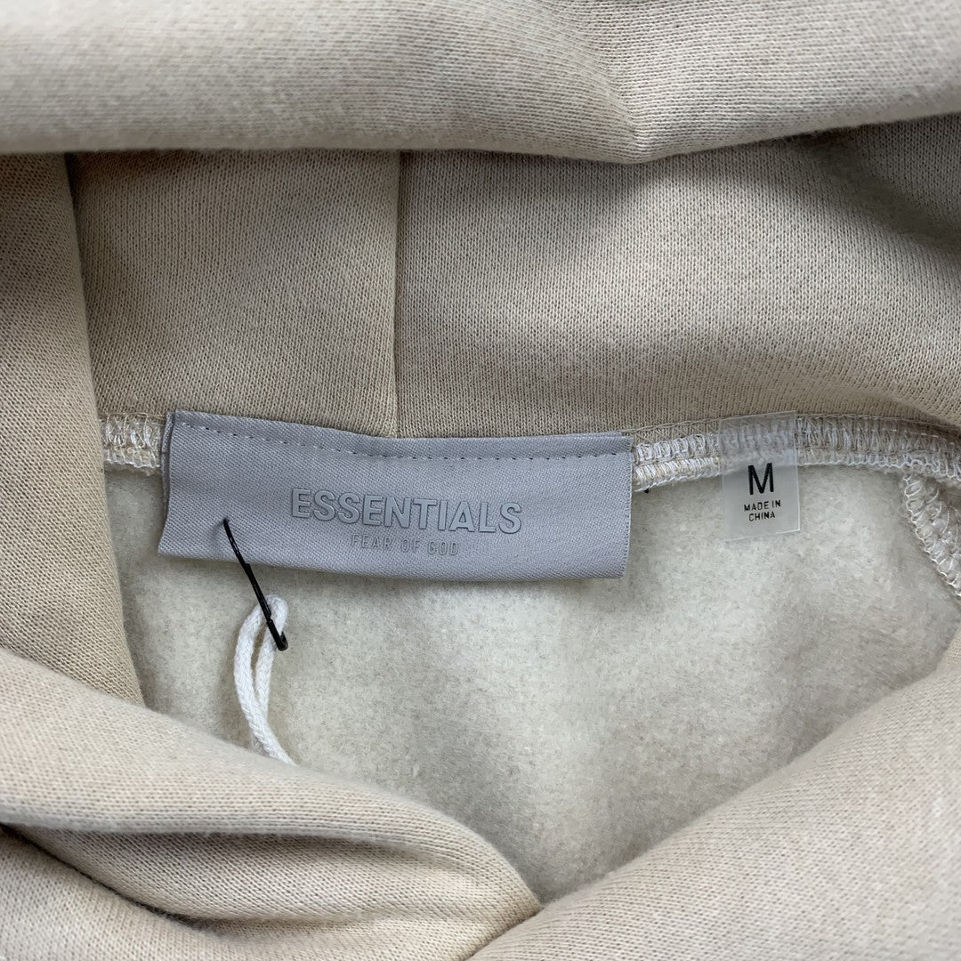 fear-of-god-essentials-hoodie-sand-5-Drip Store Argentina