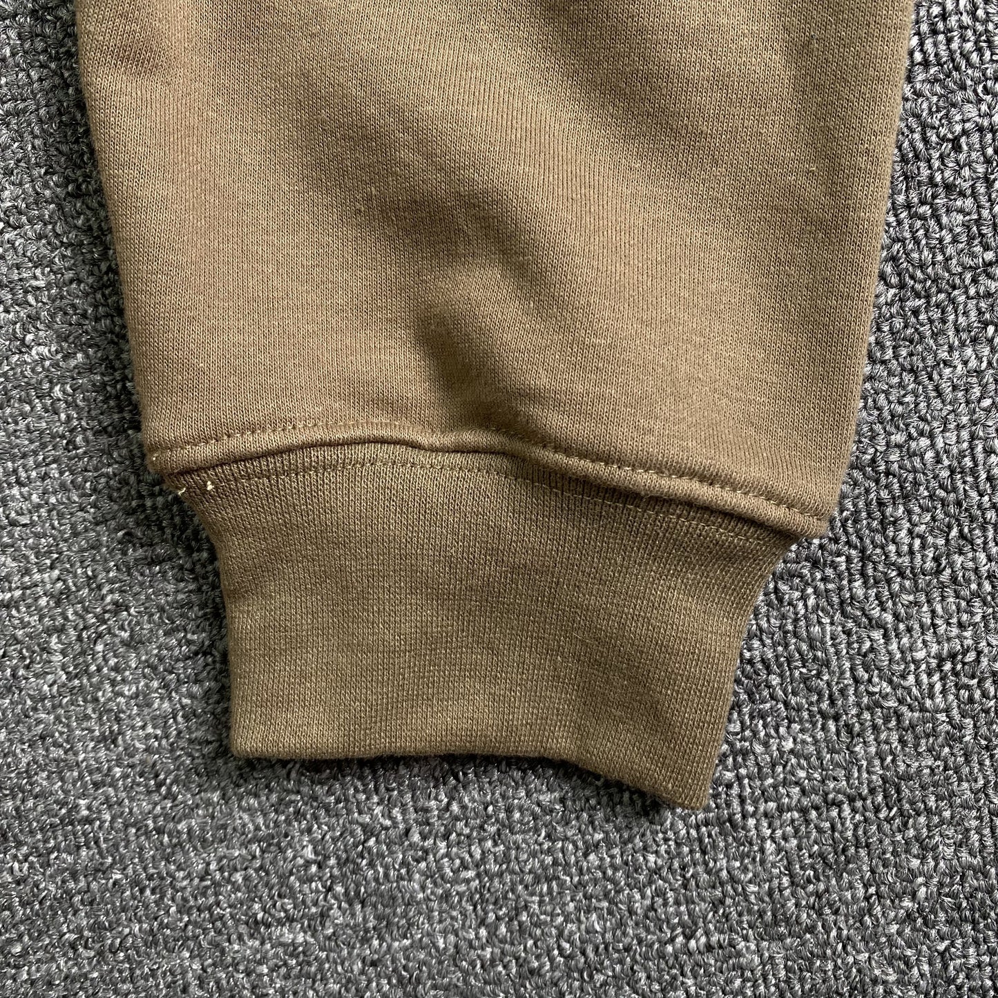 fear-of-god-essentials-hoodie-wood-7-Drip Store Argentina
