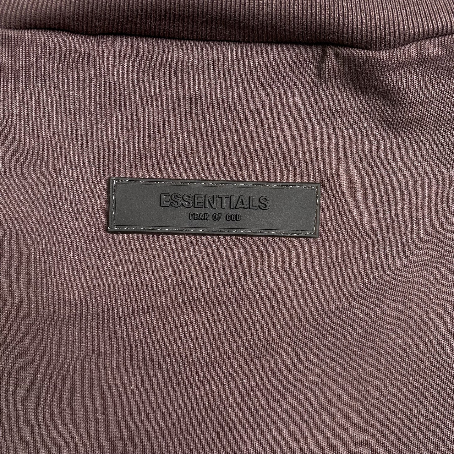FEAR OF GOD ESSENTIALS SS TEE PLUM-Drip Store Argentina