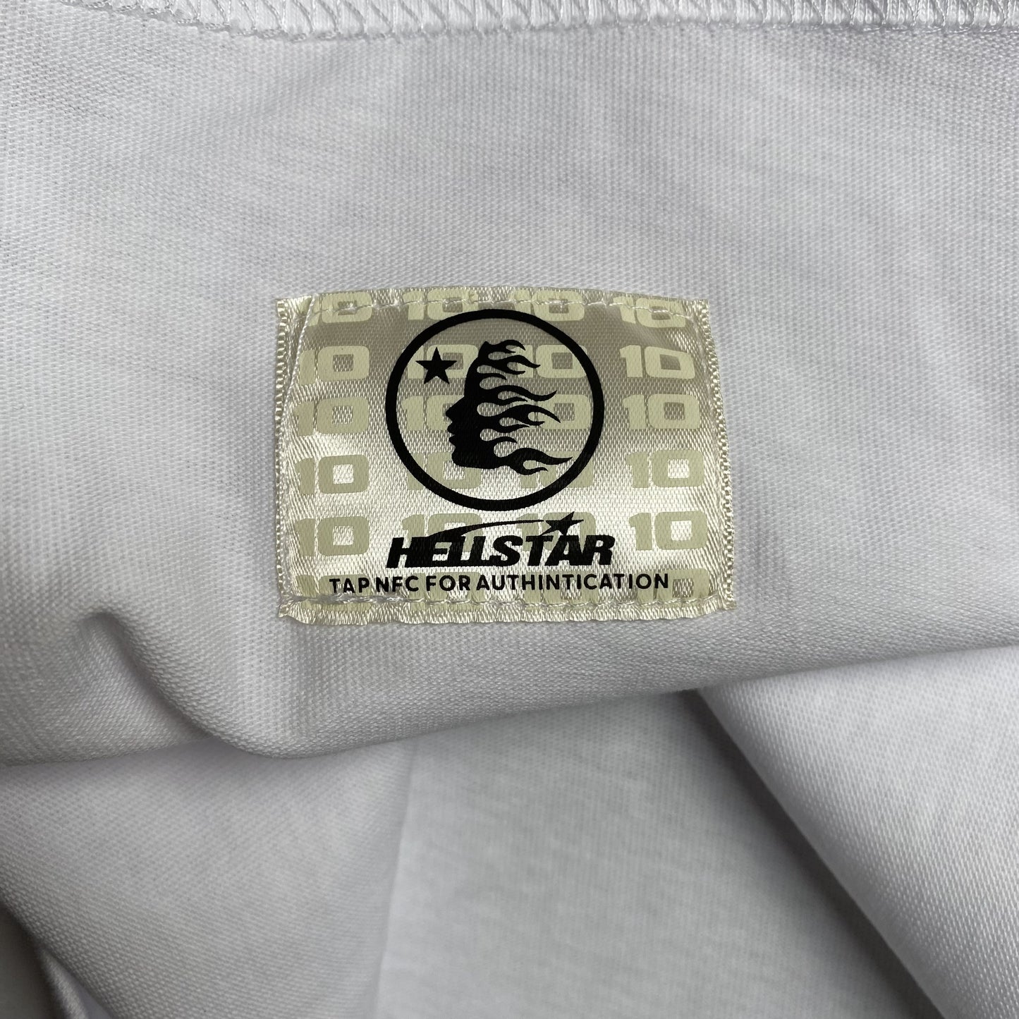 hellstar-box-logo-red-tee-white-4-Drip Store Argentina