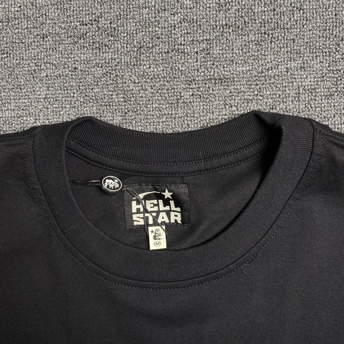 hellstar-dallas-cowboy-helmet-tee-black-4-Drip Store Argentina