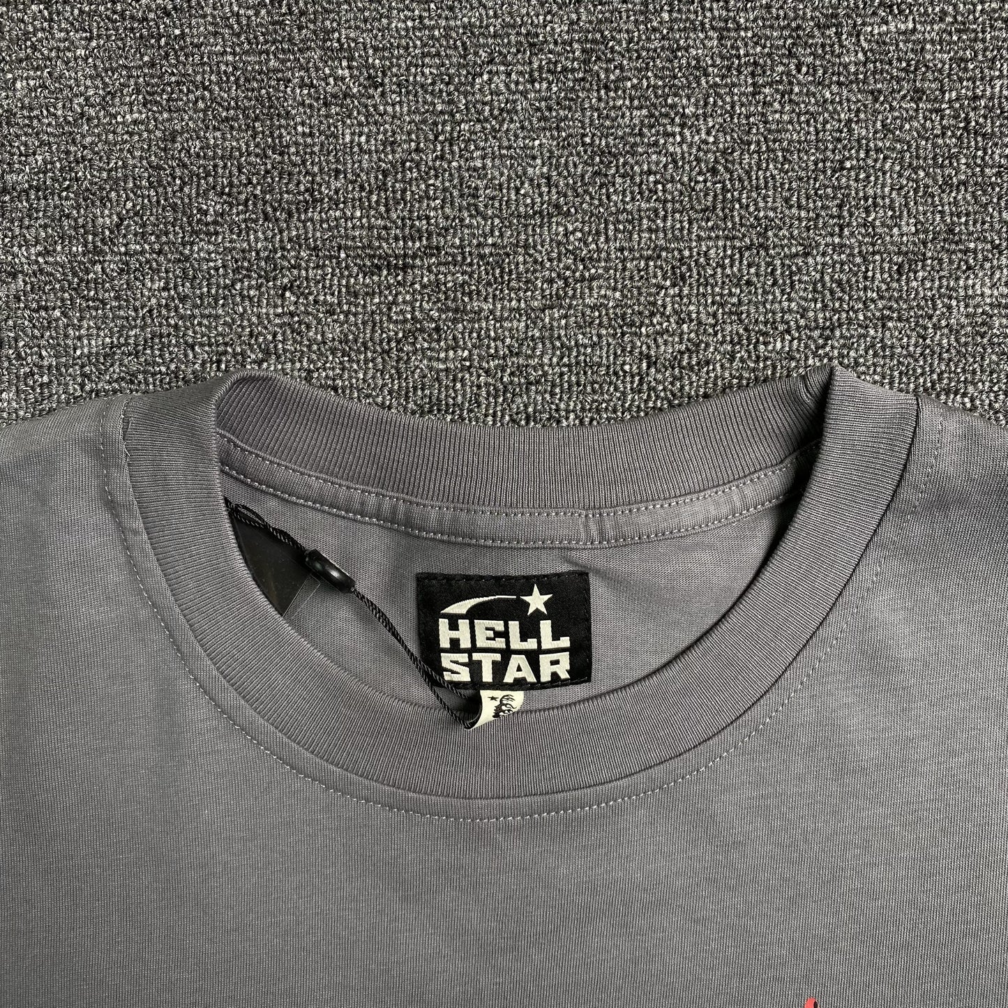 hellstar-evil-smile-tee-grey-5-Drip Store Argentina