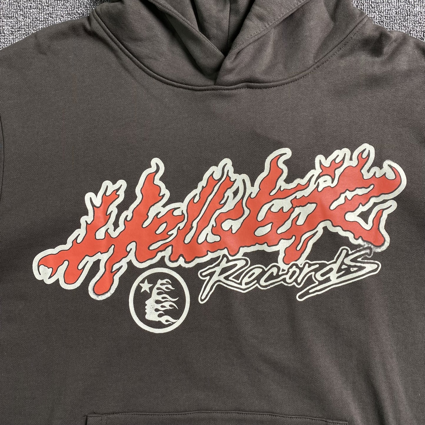 hellstar-records-world-tour-hoodie-grey-6-Drip Store Argentina