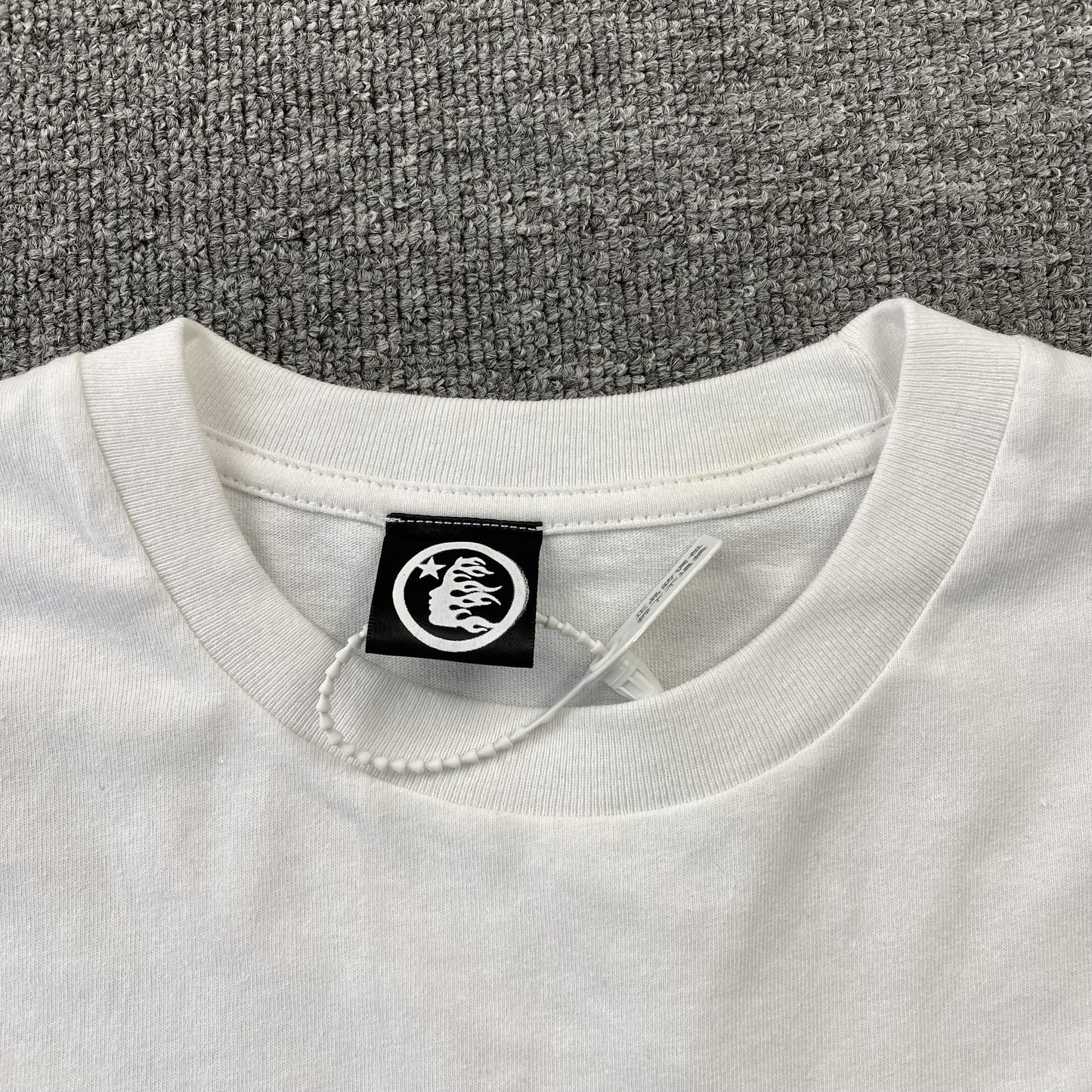 HELLSTAR RODMAN TEE WHITE-Drip Store Argentina