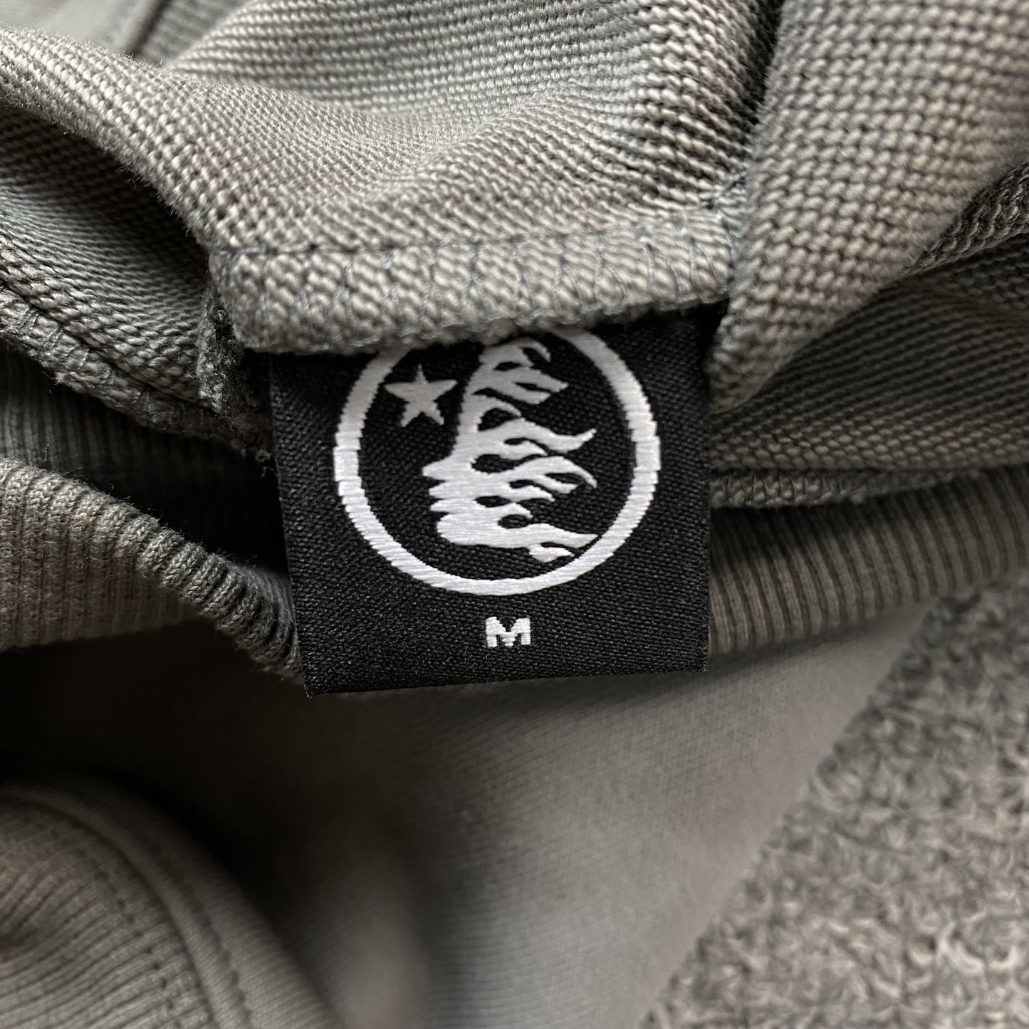 HELLSTAR SPORT LOGO HOODIE GREY-Drip Store Argentina