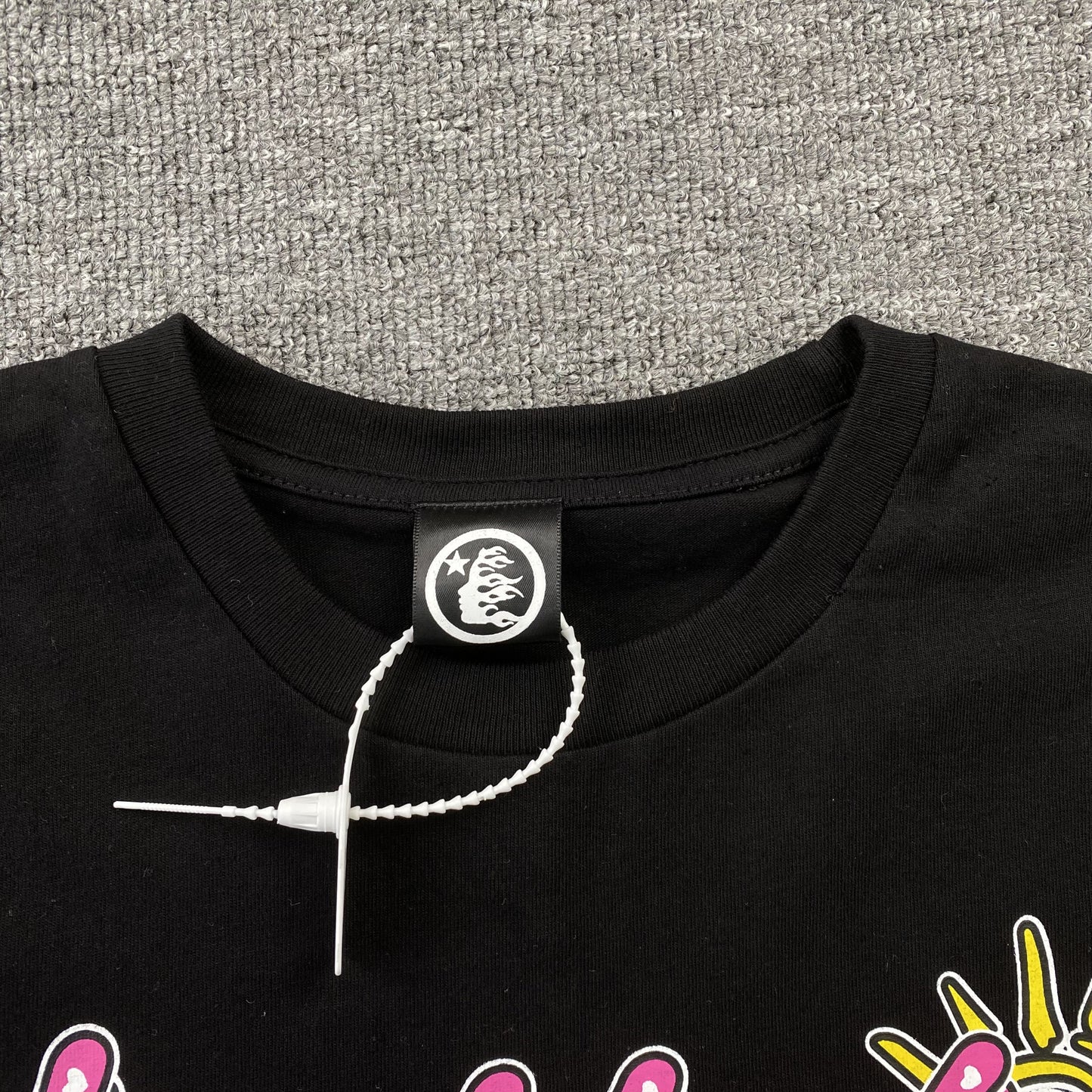 hellstar-studios-smile-tee-black-8-Drip Store Argentina