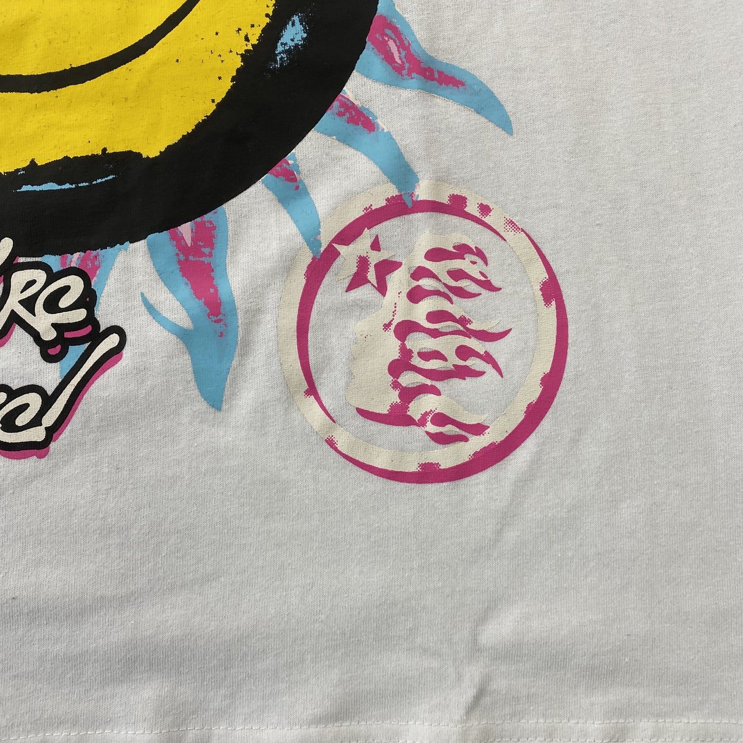 hellstar-studios-smile-tee-white-10-Drip Store Argentina