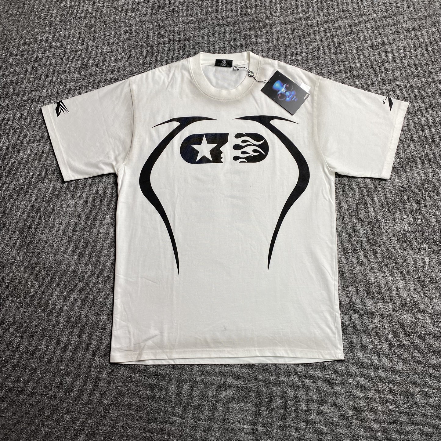 hellstar-warm-up-tee-white-Drip Store Argentina