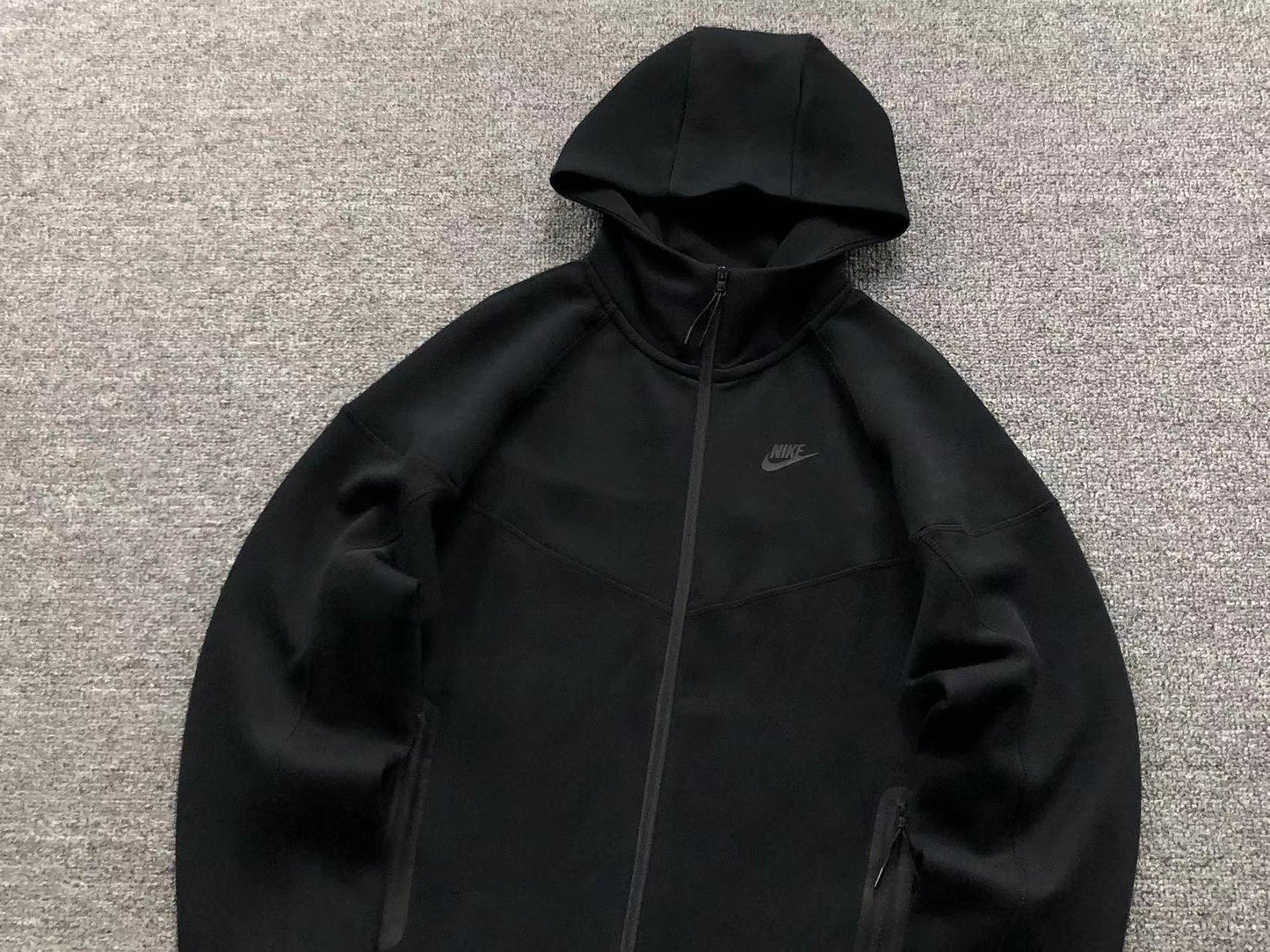 nike-tech-fleece-tracksuit-black-3_ab37d2f7-Drip Store Argentina