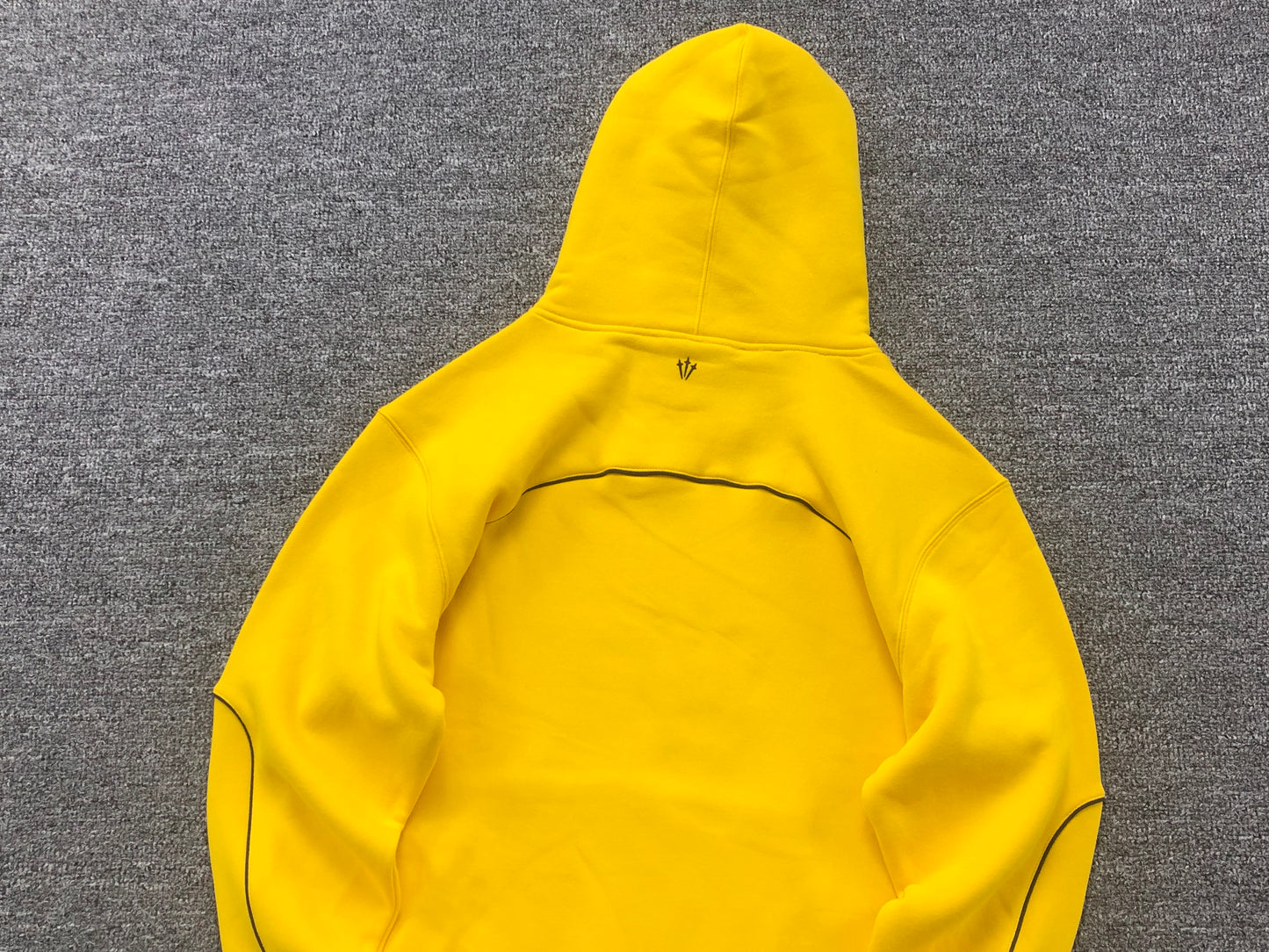 nike-x-drake-nocta-hoodie-yellow-4-Drip Store Argentina