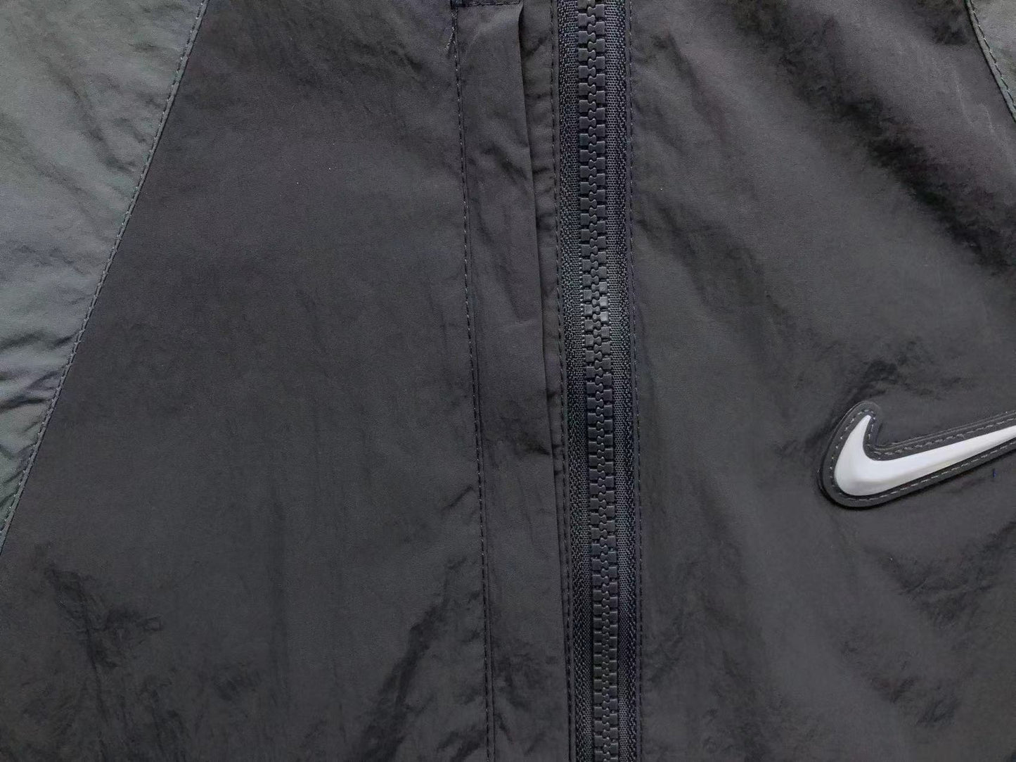 nike-x-drake-nocta-jacket-grey-7-Drip Store Argentina