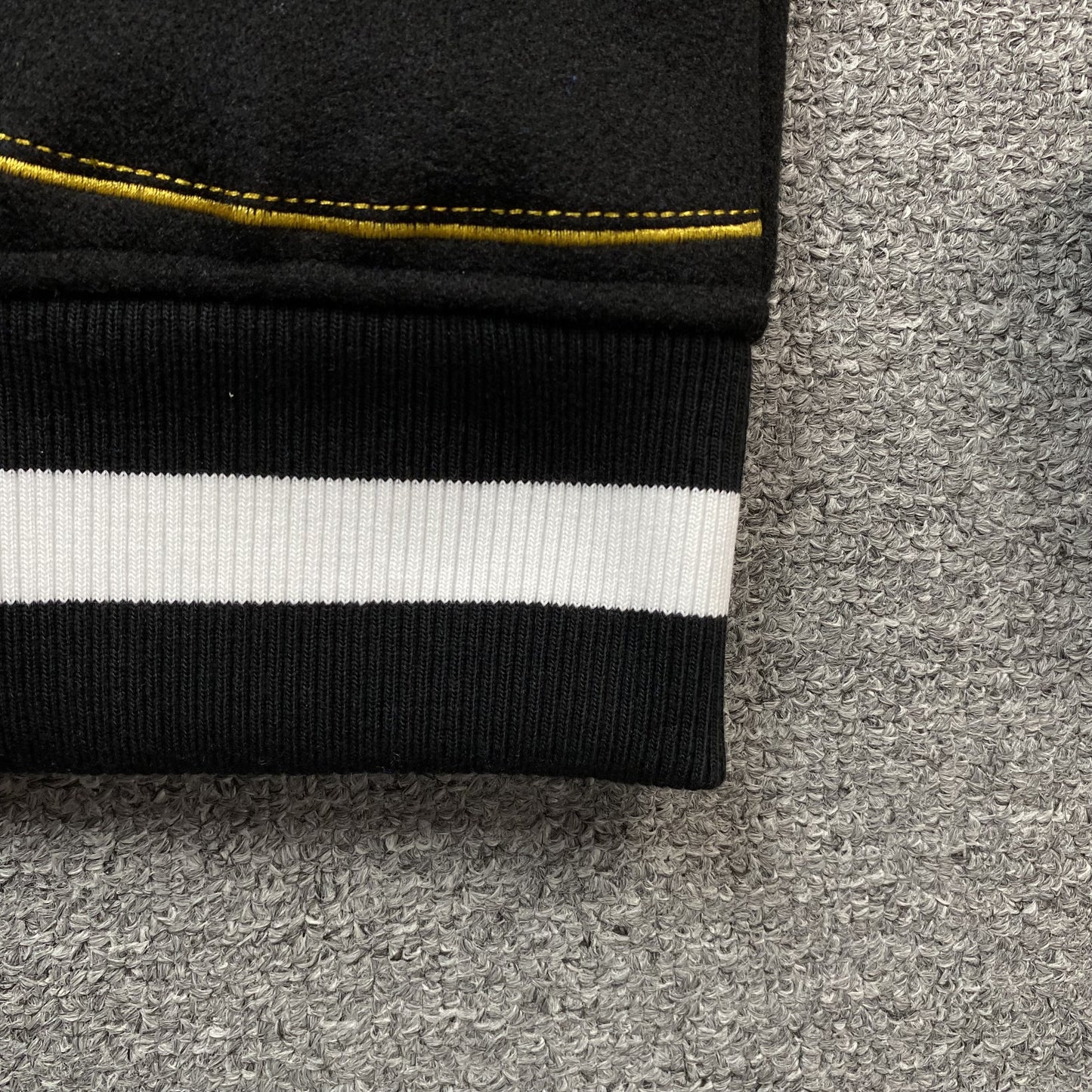 off-white-bling-horsehoe-varsity-jacket-black-9-Drip Store Argentina
