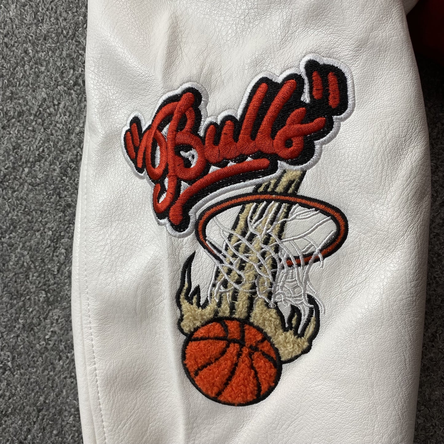 off-white-chicago-bulls-varsity-jacket-red-8-Drip Store Argentina