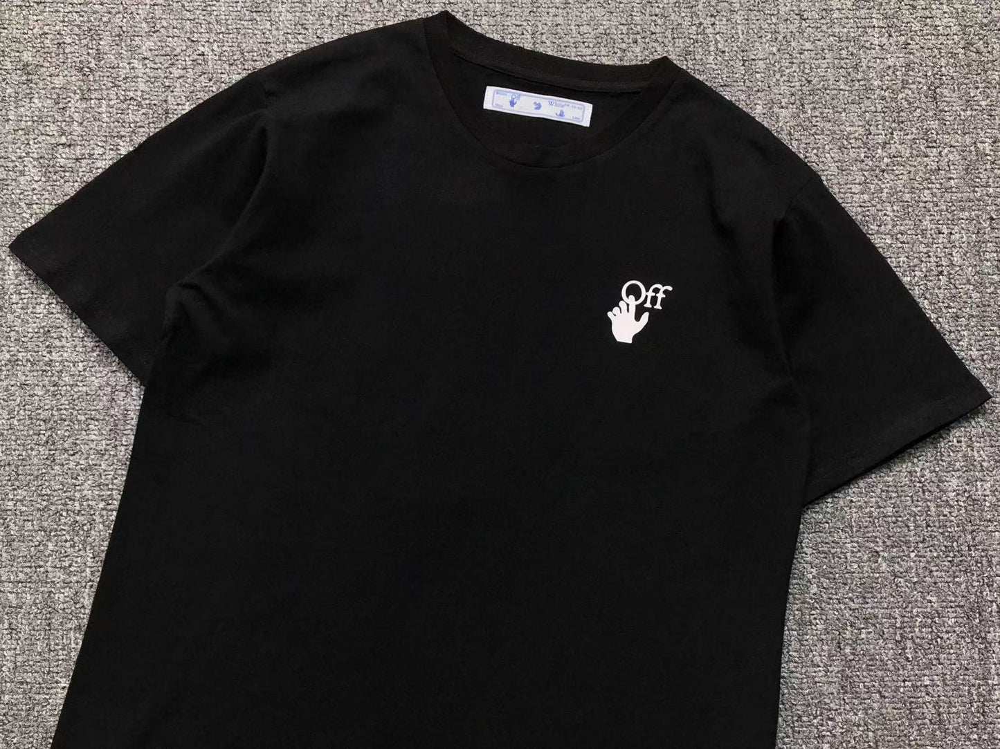 off-white-degrade-arrows-tee-black-5-Drip Store Argentina