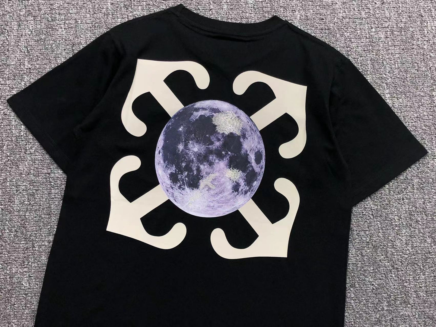 off-white-moon-arrow-tee-black-5-Drip Store Argentina