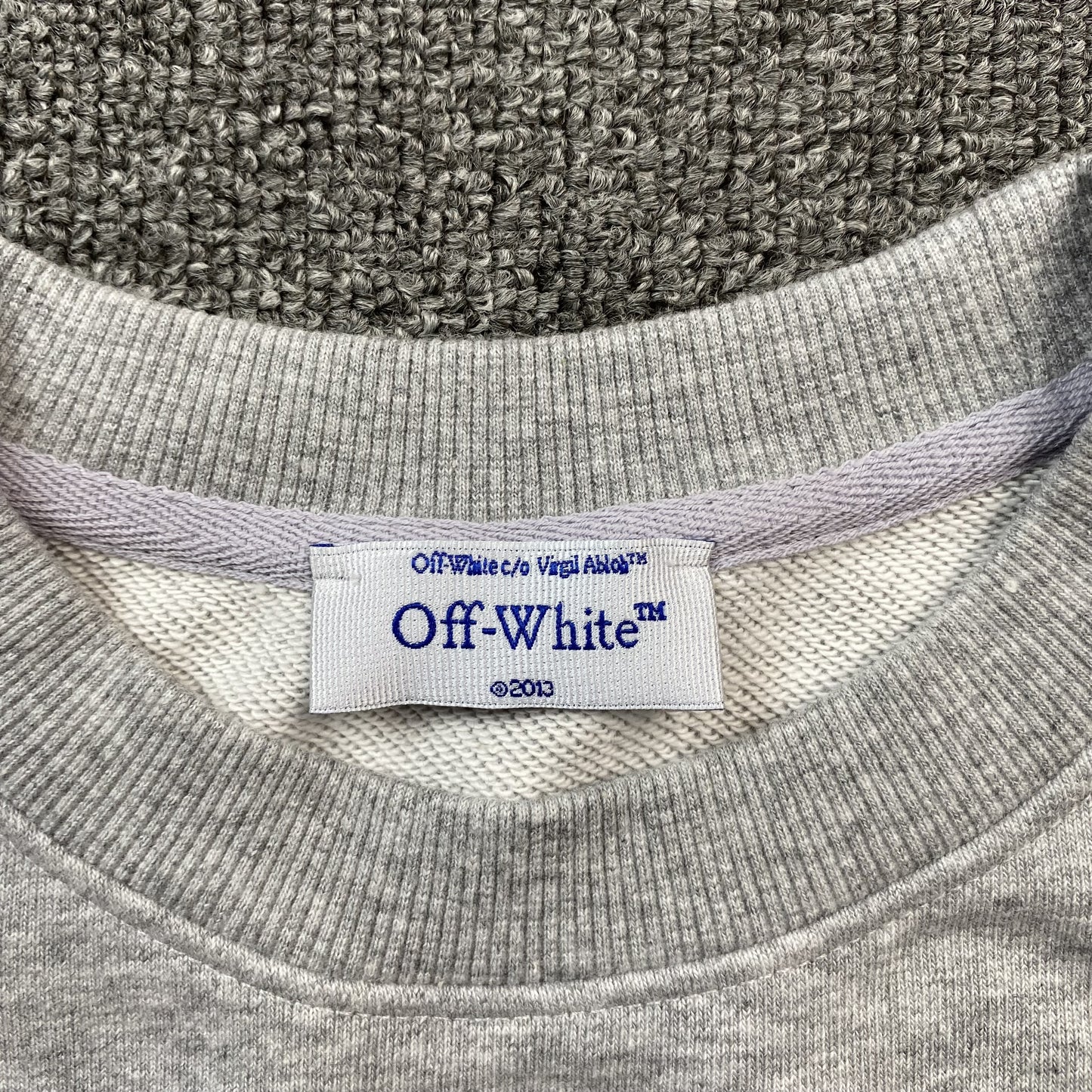 off-white-off-stamp-crewneck-grey-3-Drip Store Argentina