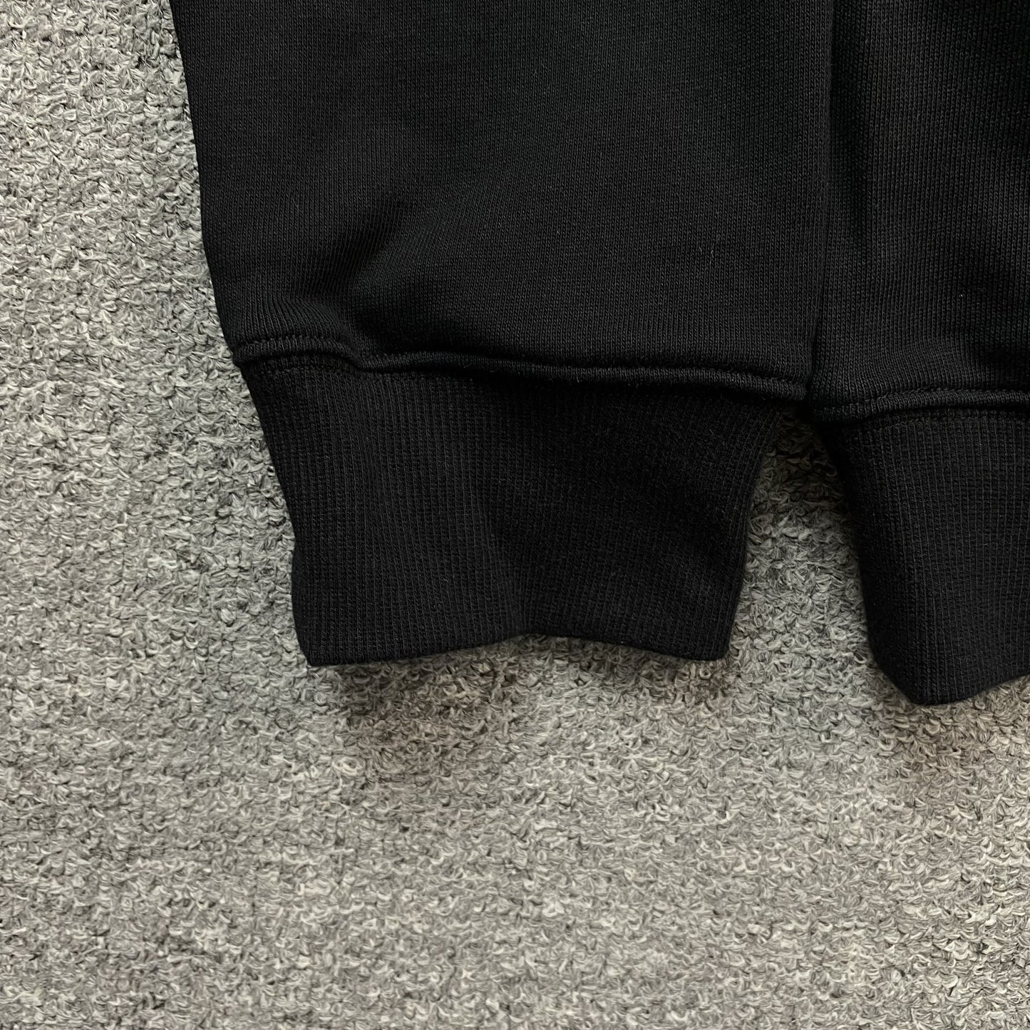 off-white-scan-arrow-crewneck-black-7-Drip Store Argentina