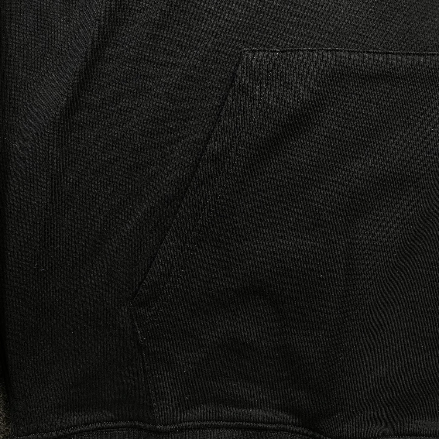 off-white-scan-arrow-hoodie-black-6-Drip Store Argentina