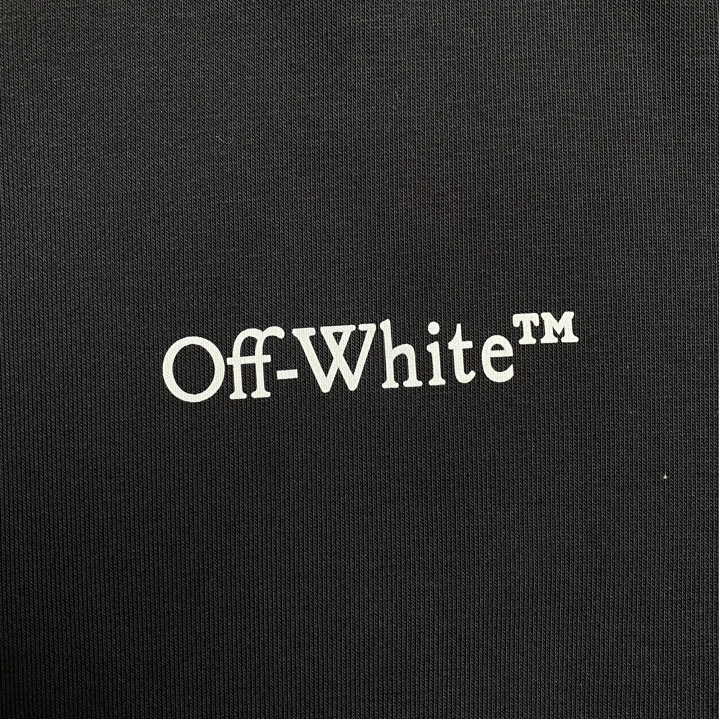 off-white-scratch-arrow-crewneck-black-4-Drip Store Argentina