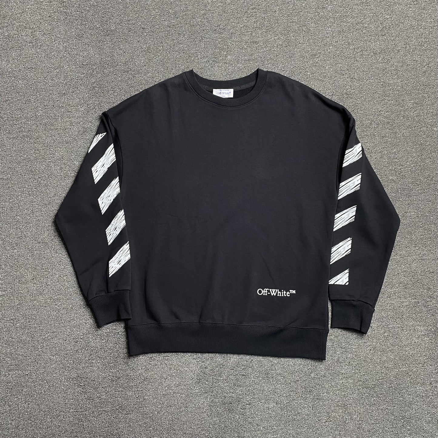 OFF WHITE SCRIBBLE DIAG CREWNECK BLACK-Drip Store Argentina