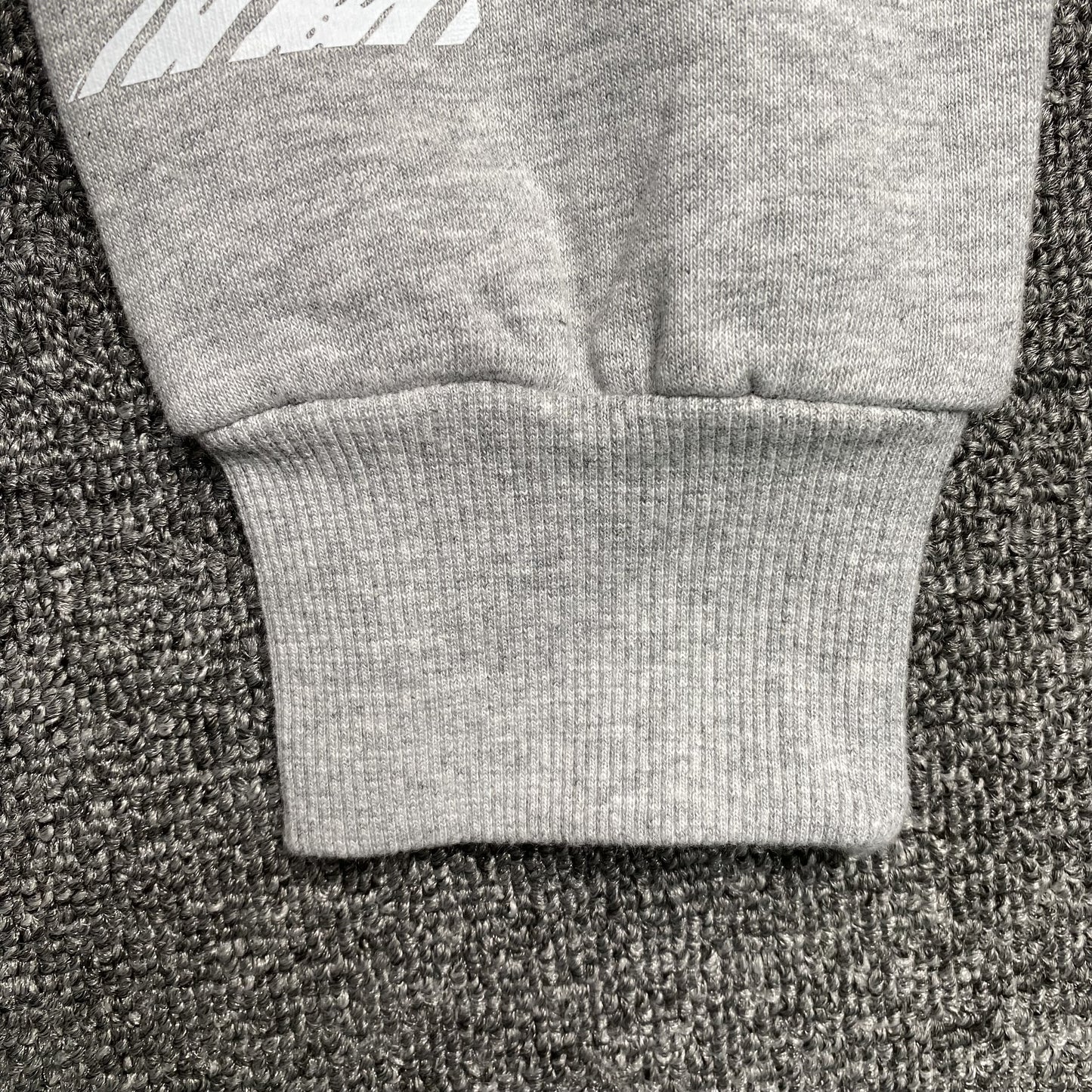 OFF WHITE SCRIBBLE DIAG CREWNECK GREY-Drip Store Argentina
