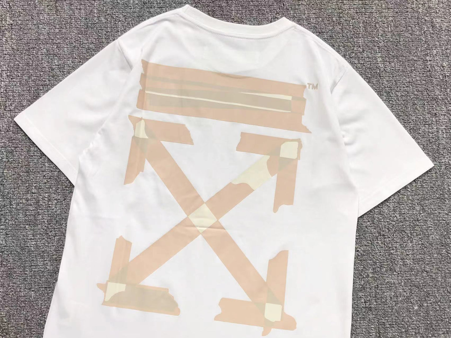 off-white-tape-arrows-tee-white-4-Drip Store Argentina