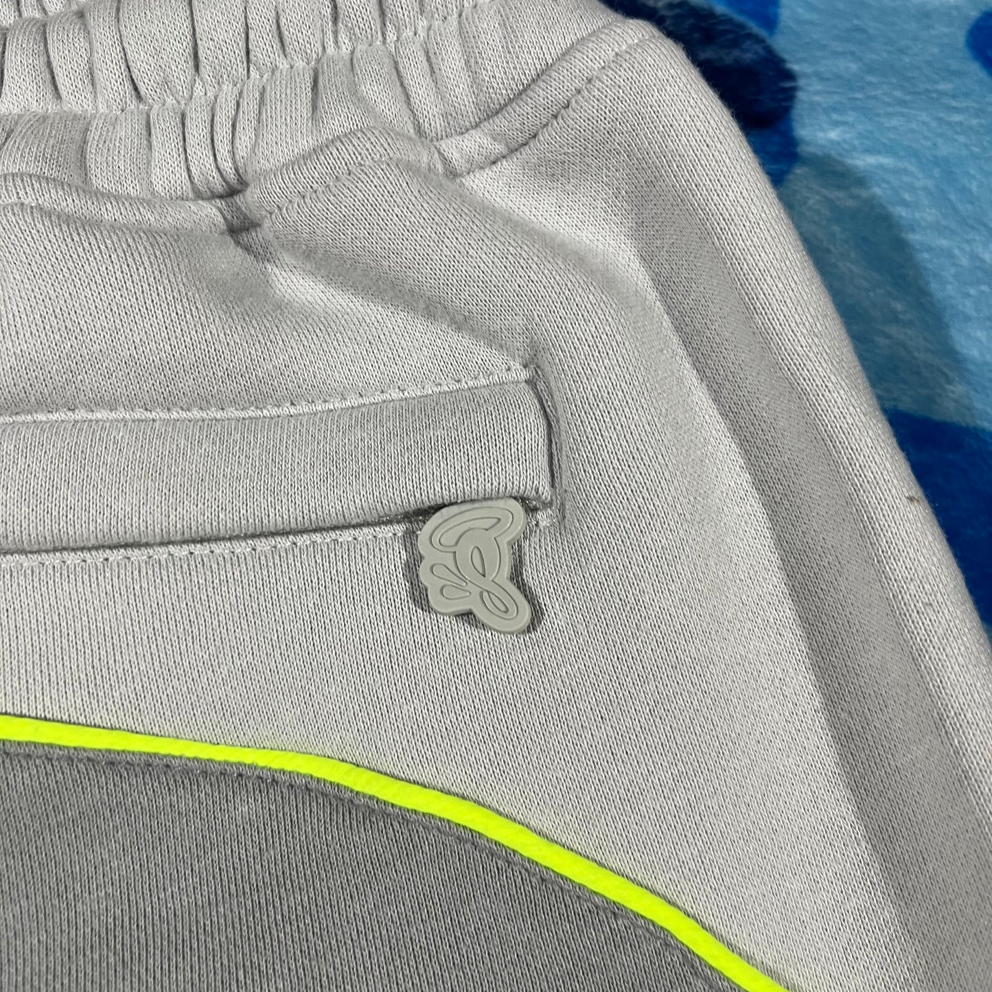 Short Syna World S
