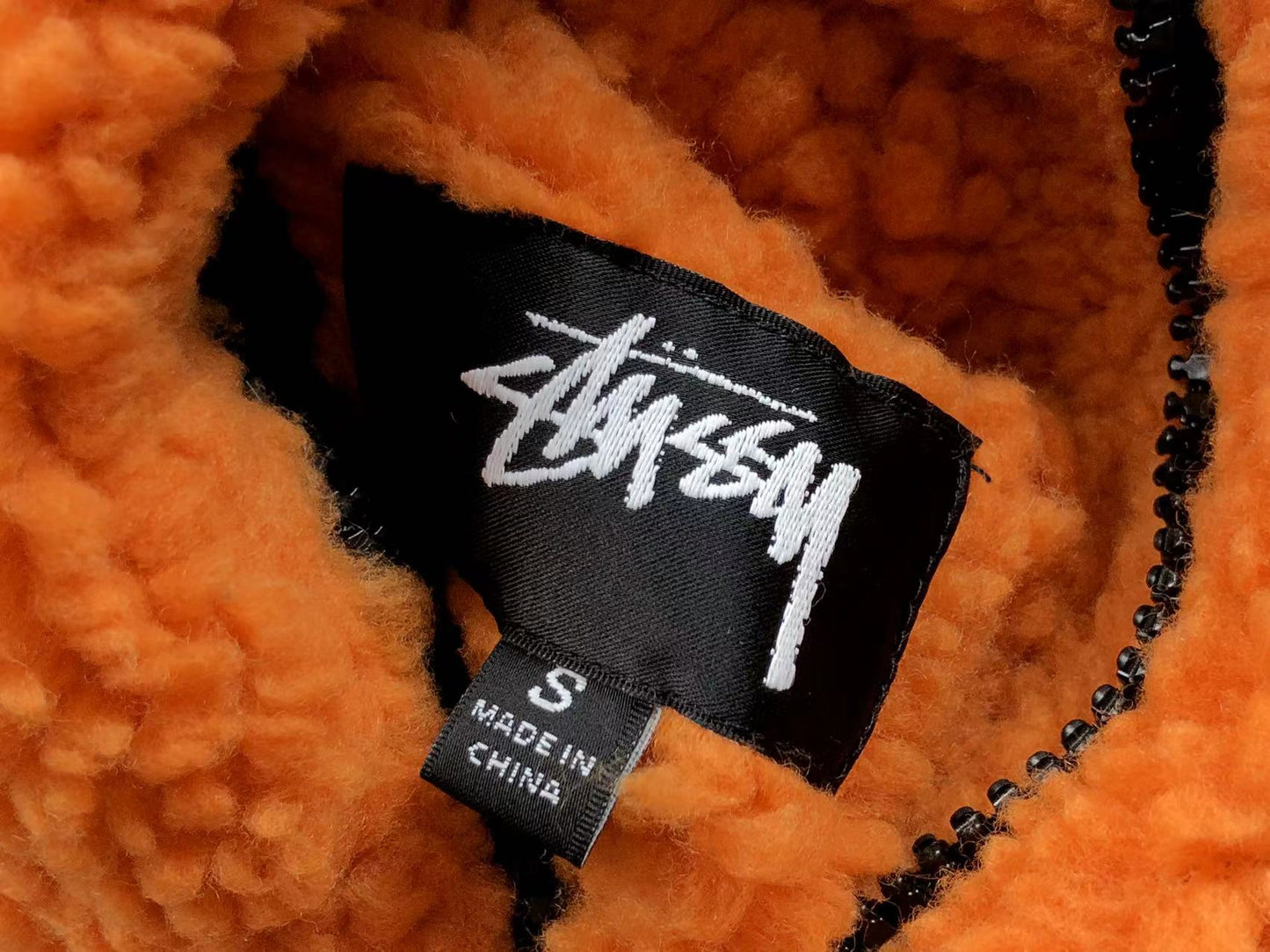 stussy-8-ball-sherpa-reversible-jacket-orange-13-Drip Store Argentina