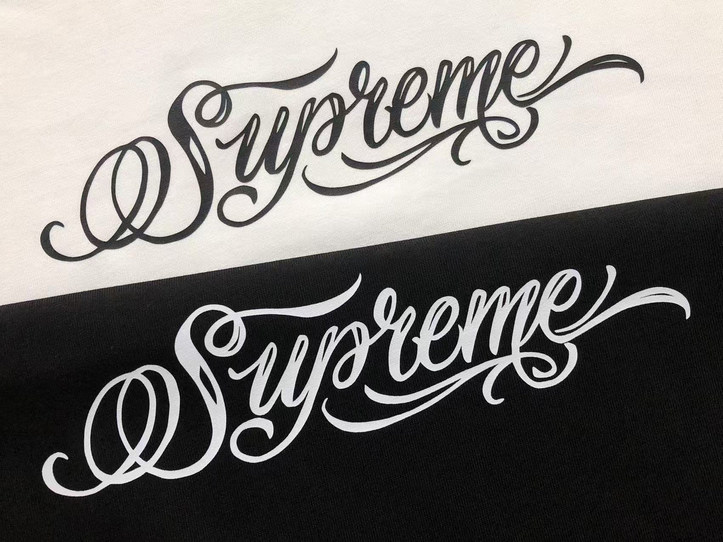 SUPREME BLACK SCRIPT TEE WHITE-Drip Store Argentina