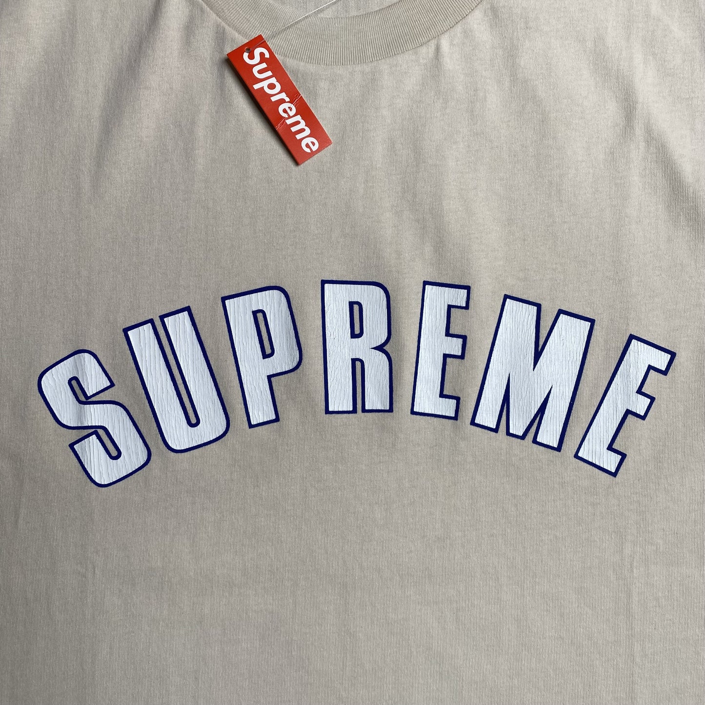 supreme-cracked-arc-ss-top-tee-light-tan-3-Drip Store Argentina