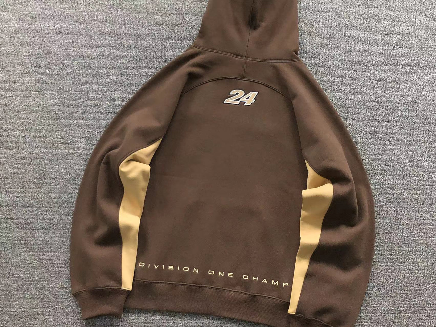 supreme-division-hoodie-brown-7-Drip Store Argentina