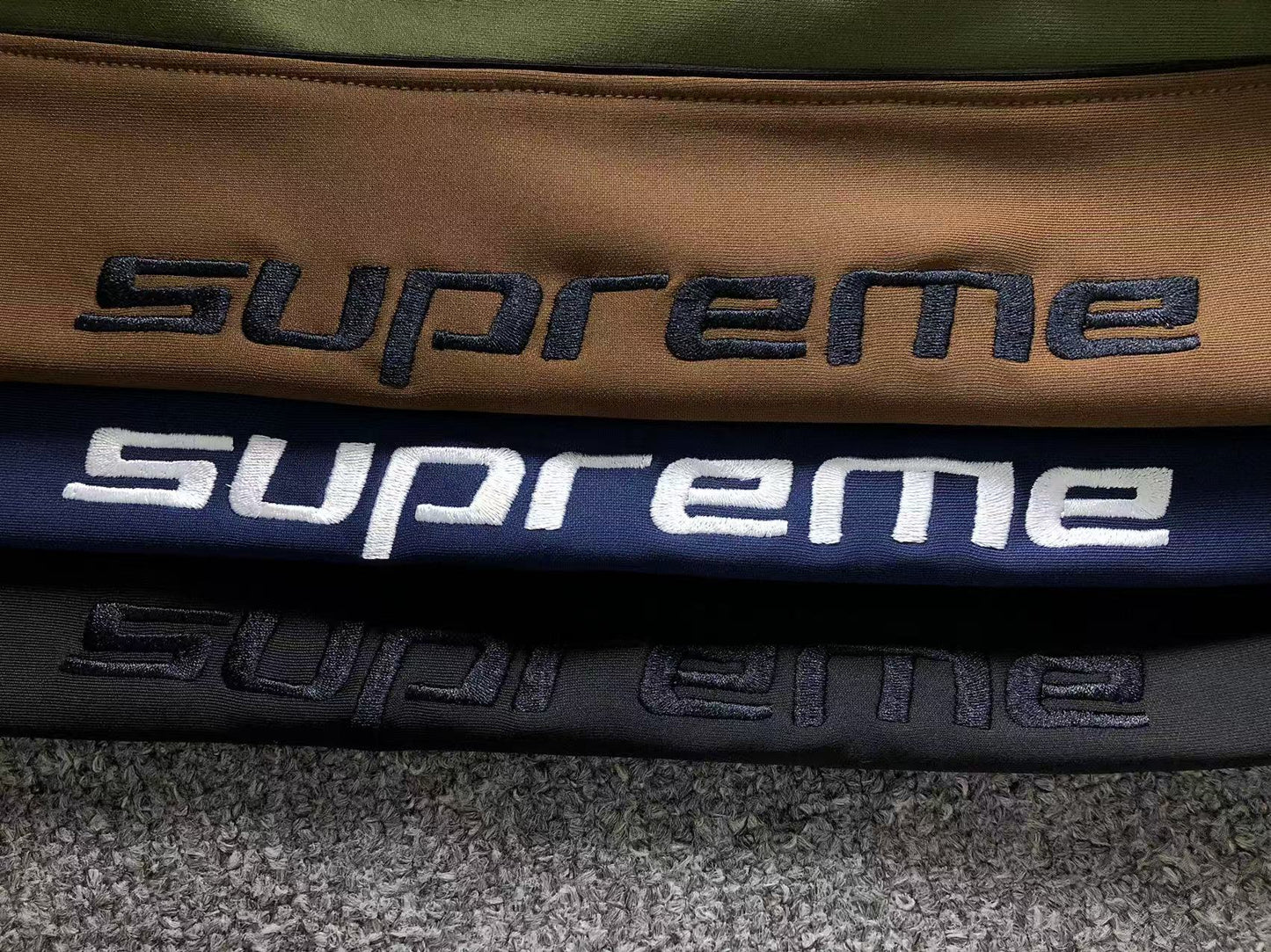 supreme-jordan-tricot-track-pants-black-4-Drip Store Argentina