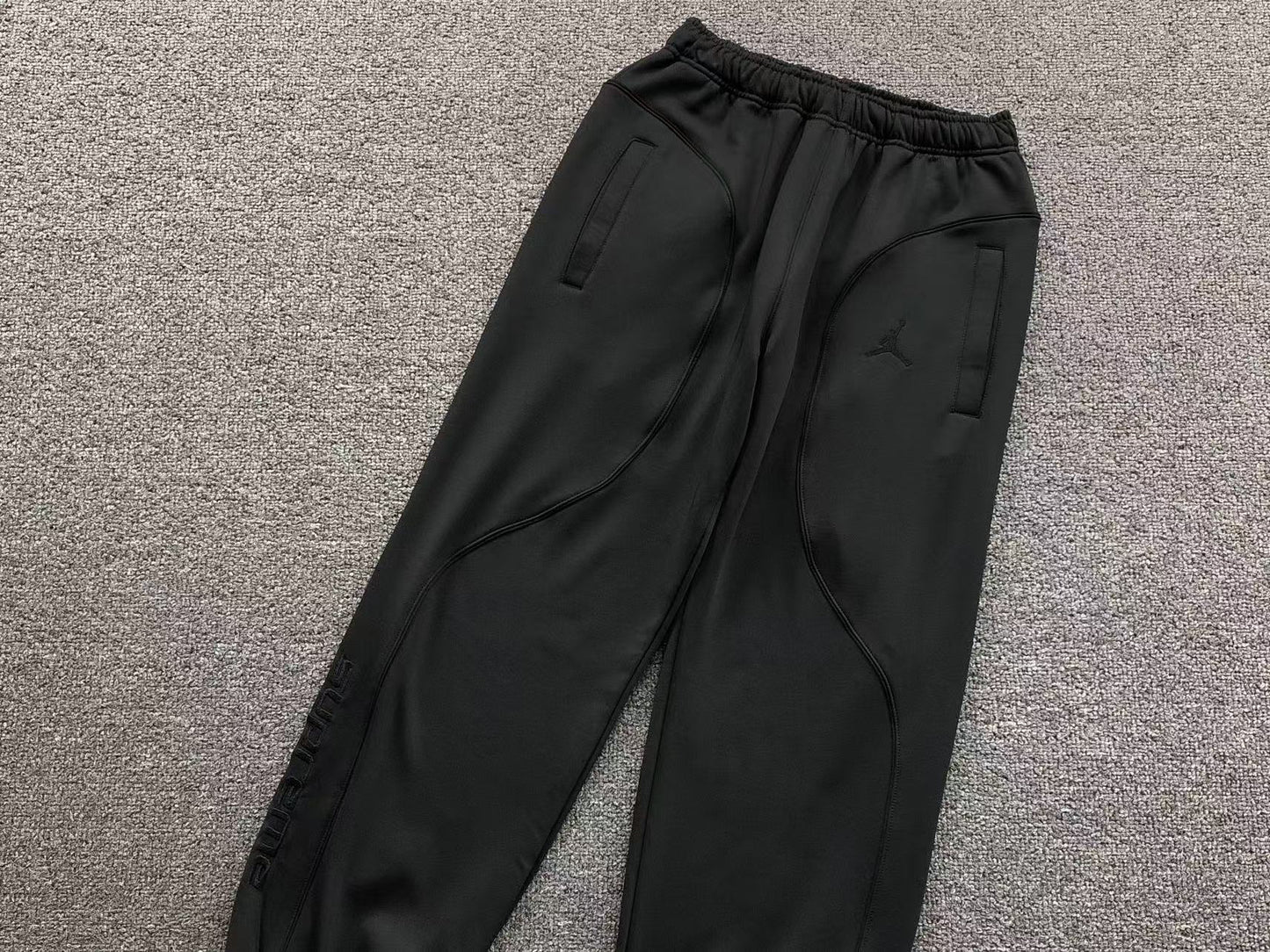 supreme-jordan-tricot-track-pants-black-9-Drip Store Argentina