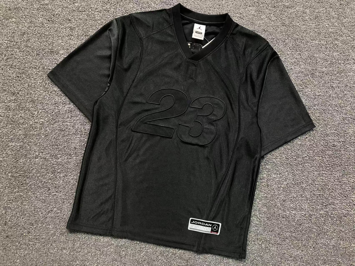 supreme-jordan-warm-up-jersey-black-Drip Store Argentina