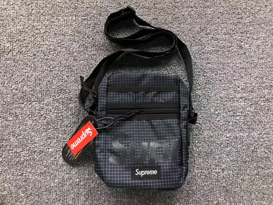 supreme-shoulder-bag-ss24-black-Drip Store Argentina