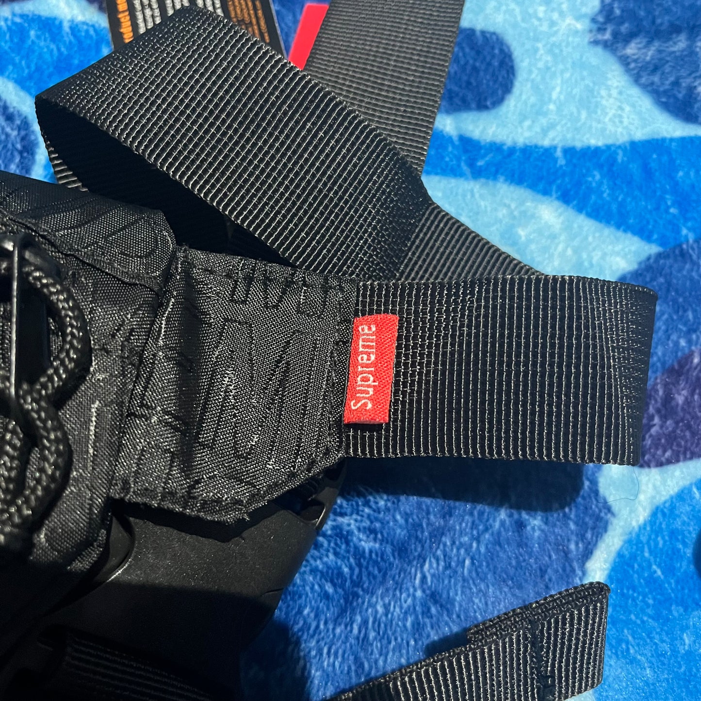 supreme-waist-bag-ss19-black-6-Drip Store Argentina