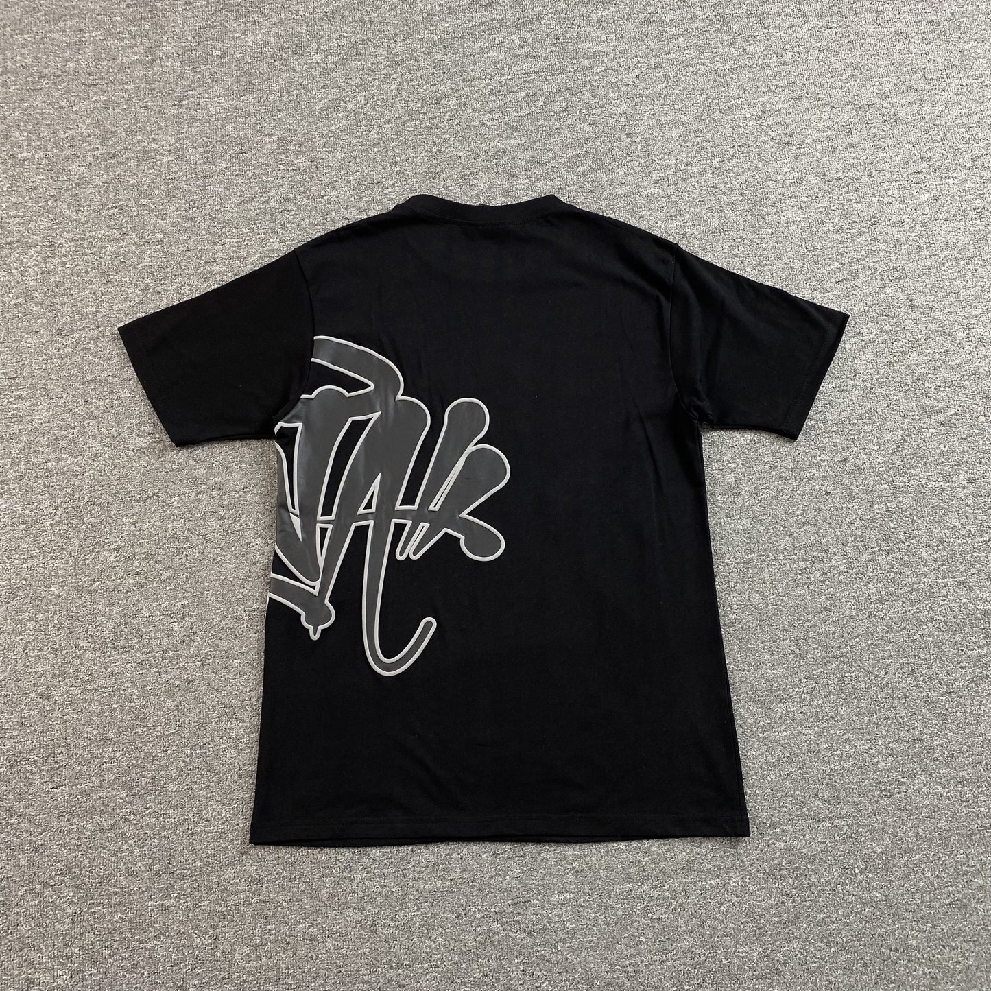 syna-world-syna-logo-t-shirtshort-set-black-4-Drip Store Argentina